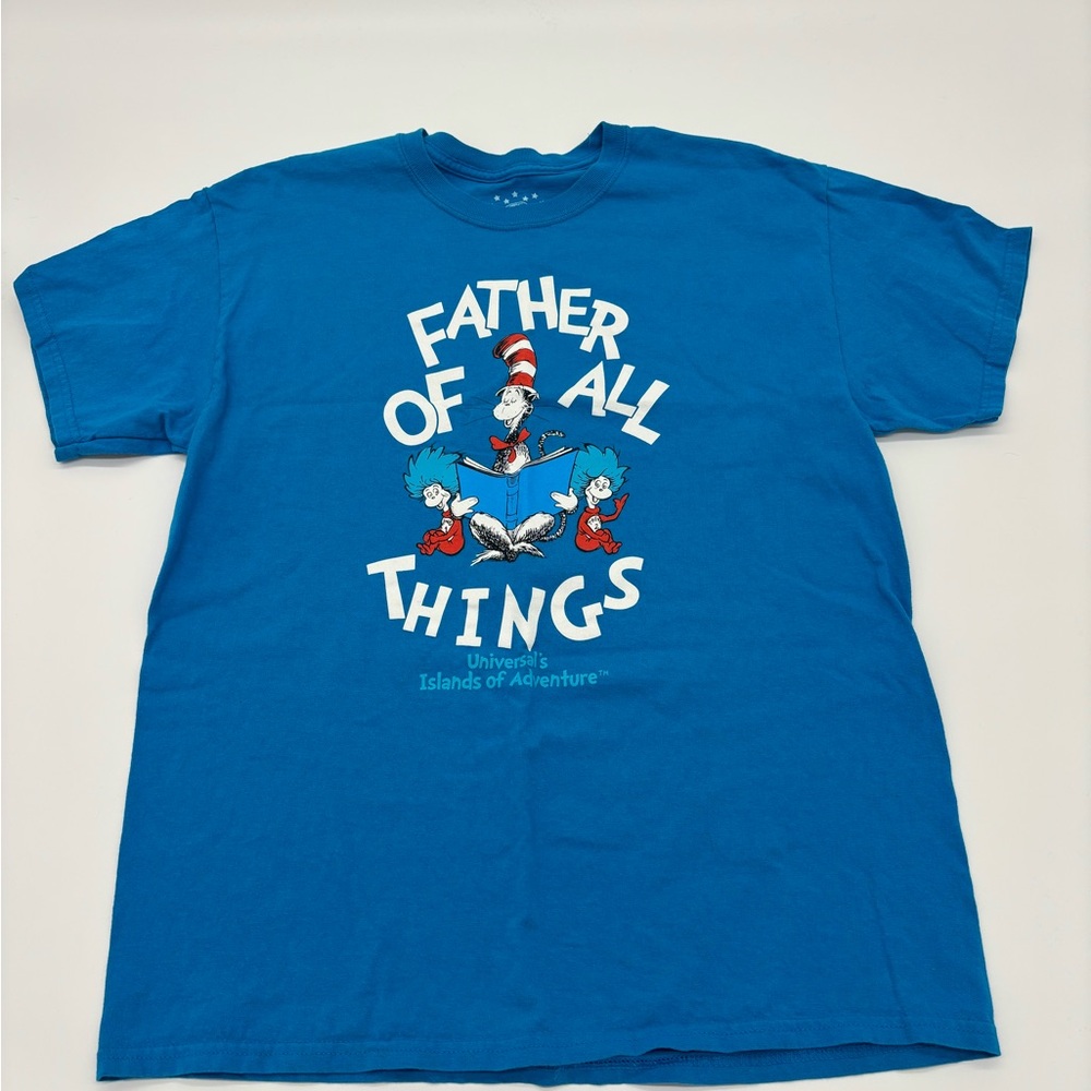 Universal Studios Dr. Seuss “Father of All Things” Graphic T-Shirt – Size L